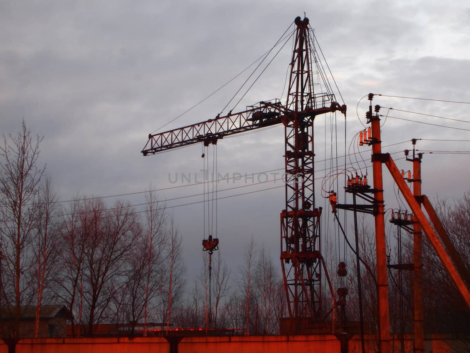 hoisting crane