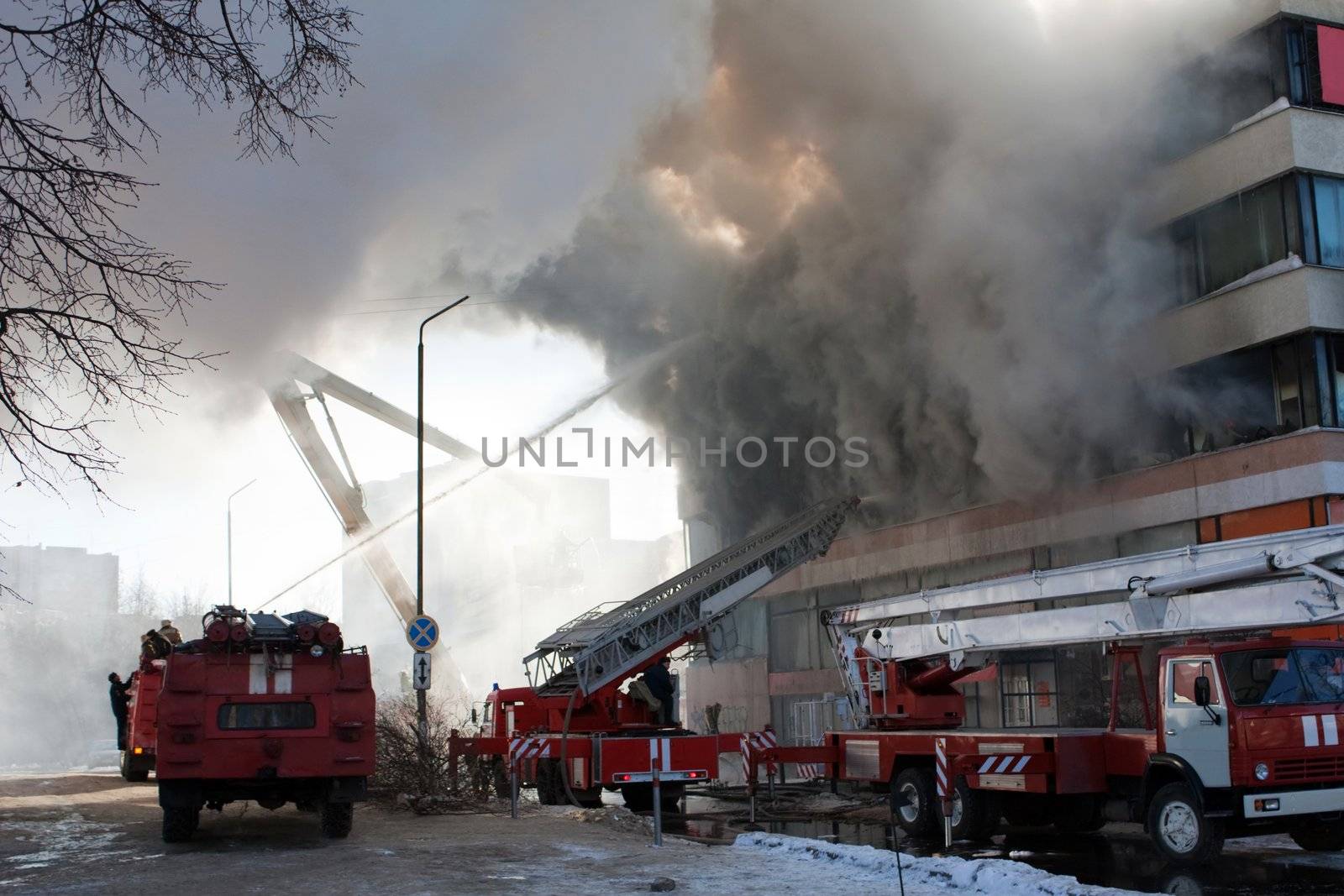 Burning fire smoke firefighter emergency service