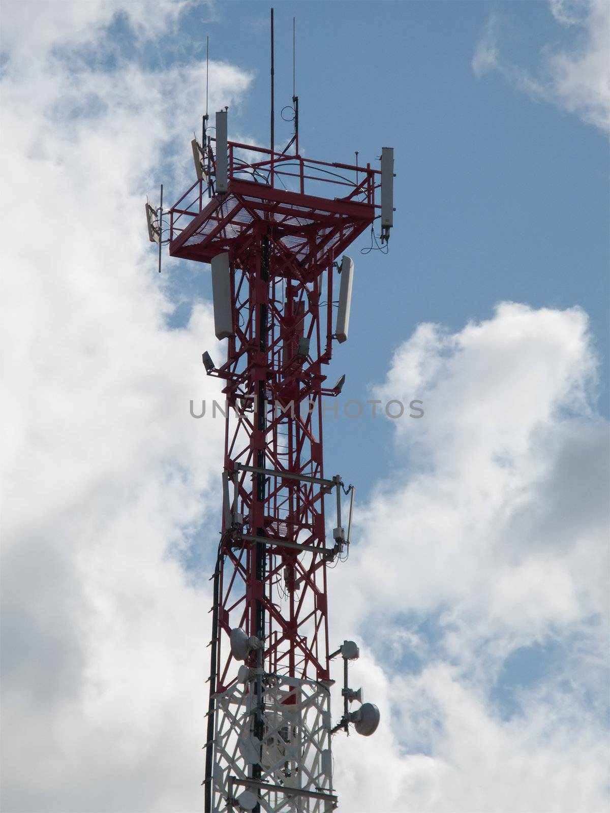 Antenna tower by ia_64