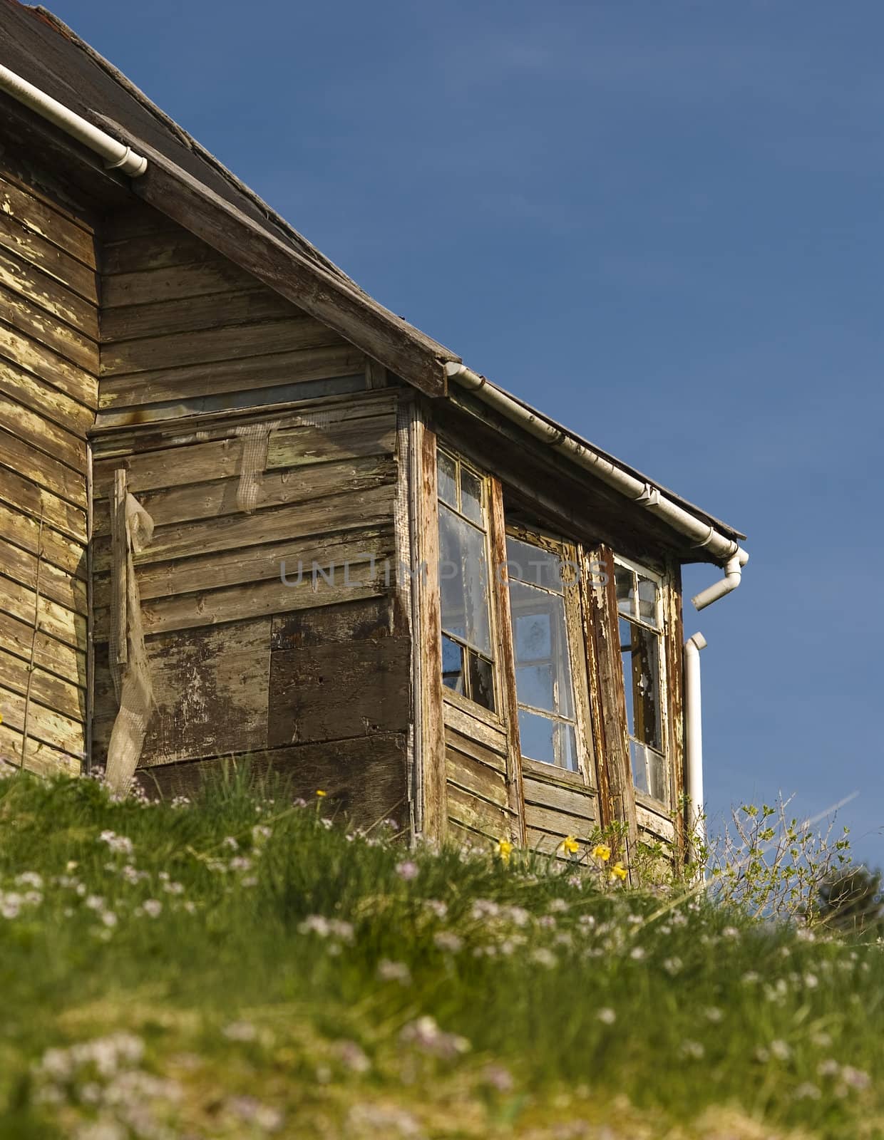 Old house in bad shape!