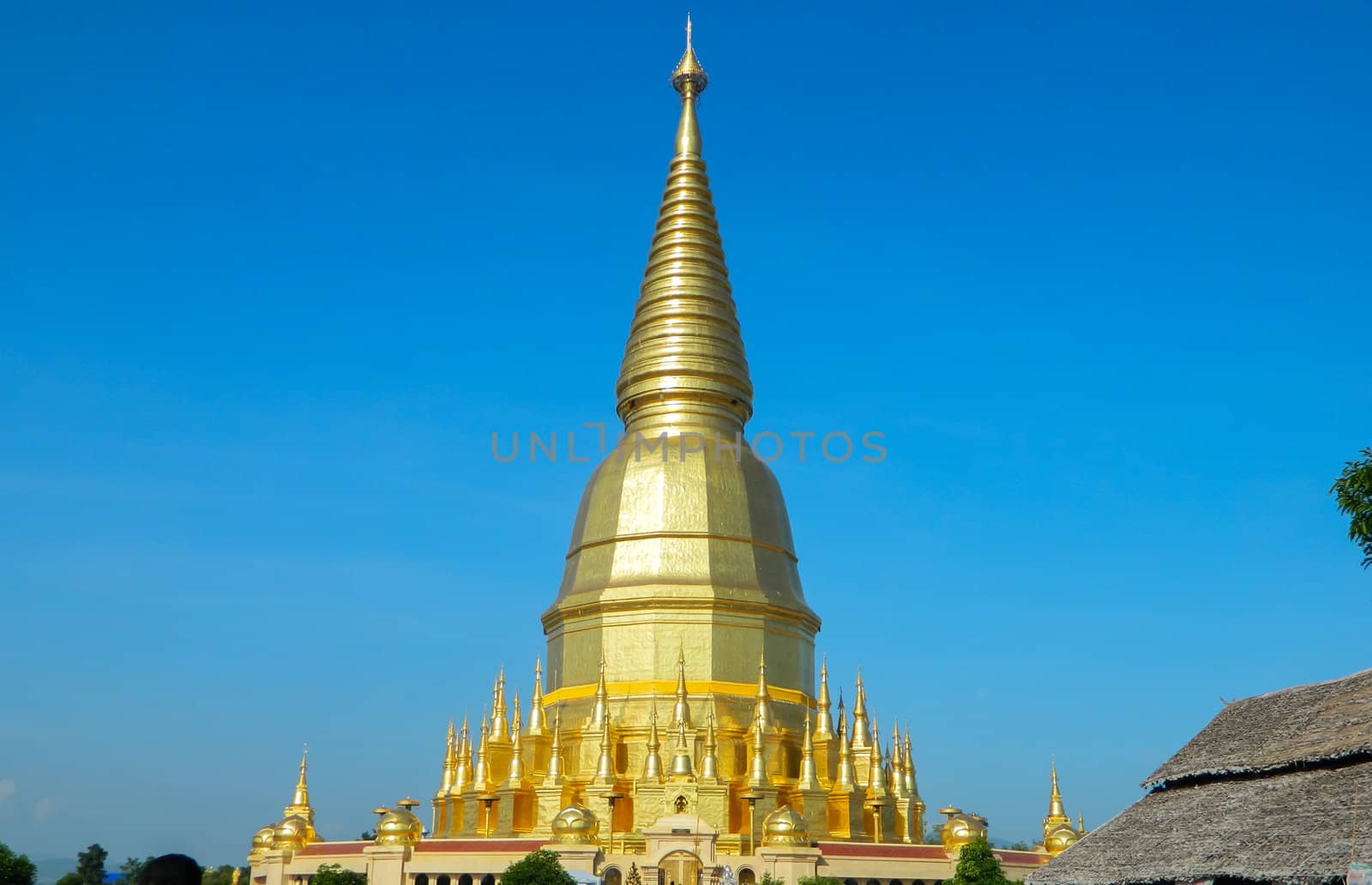 pagoda and beautiful in thailand by wasan_gredpree