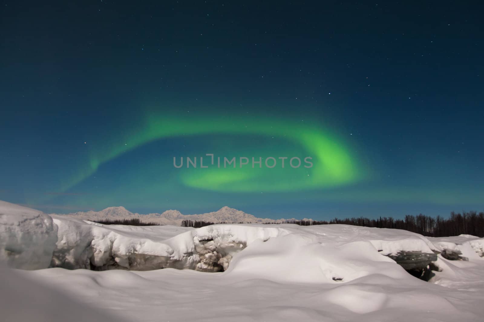 Northern Lights over Denali by studio49