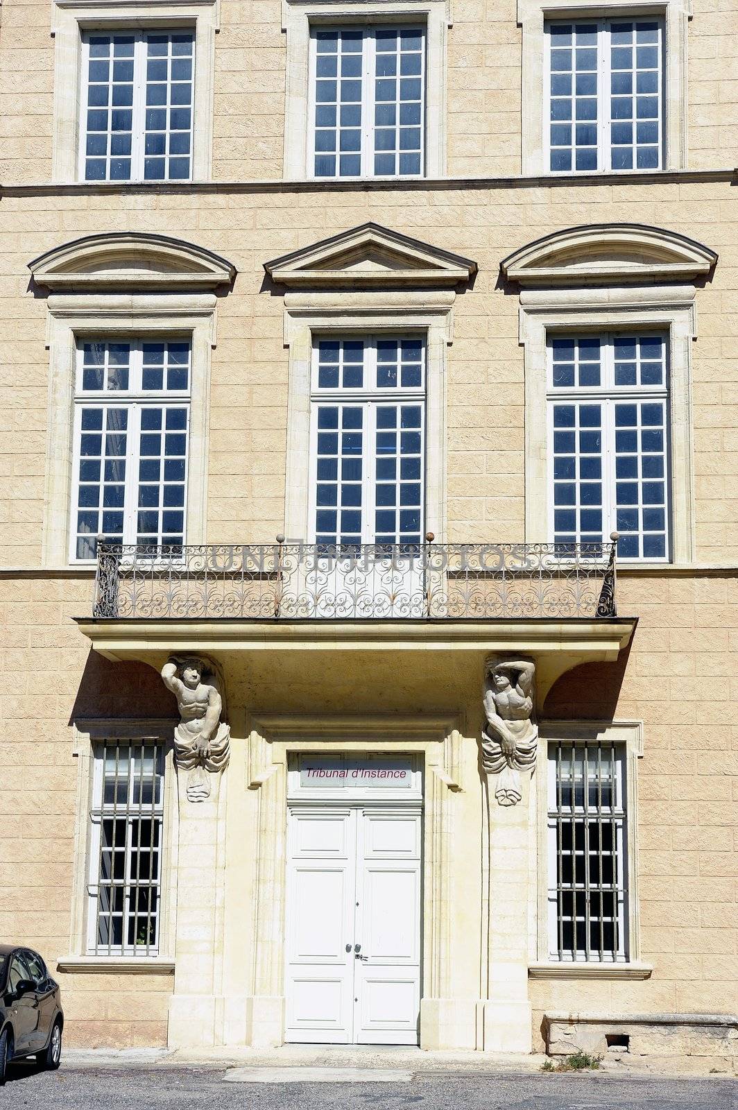 magistrates' court of the town of Uzes