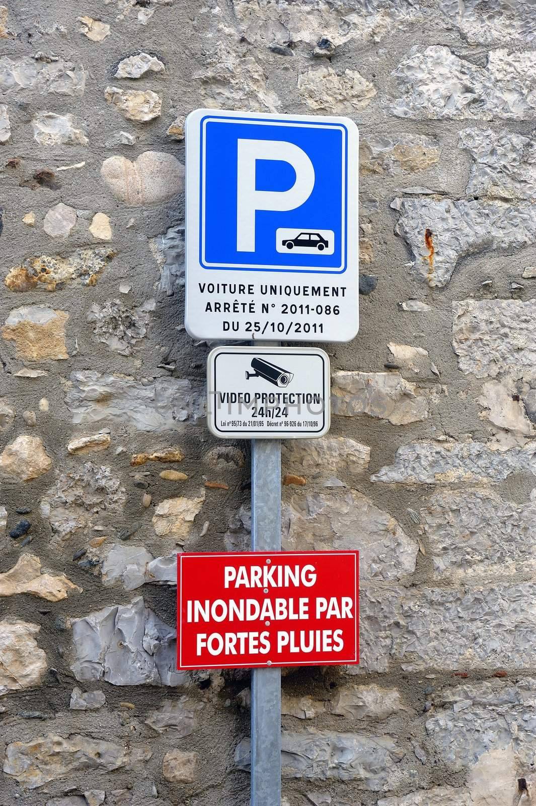 panel of circulation on a carpark