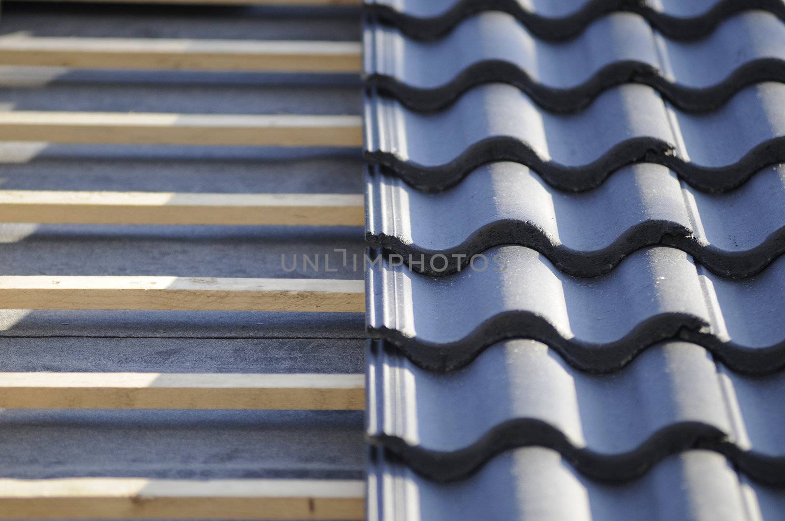 descriptive image of tile roofing