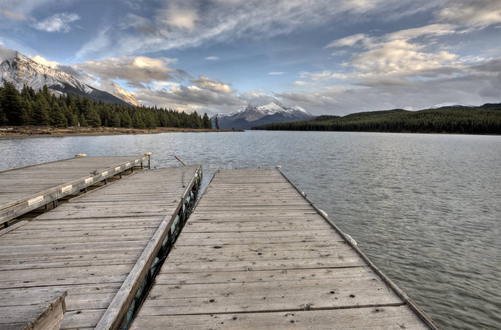 Maligne Lake Jasper Alberta by pictureguy