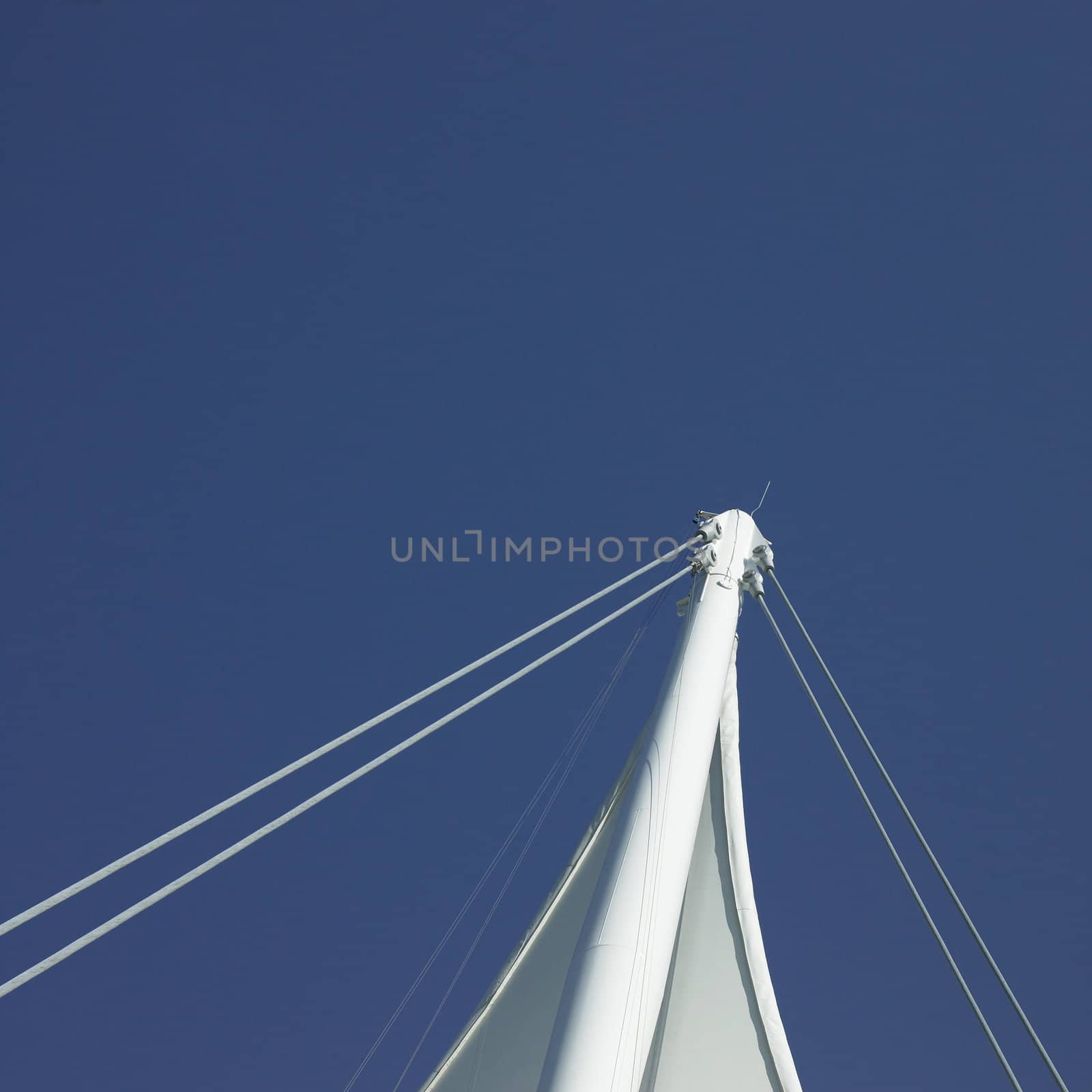 Sails and blue sky by mmm