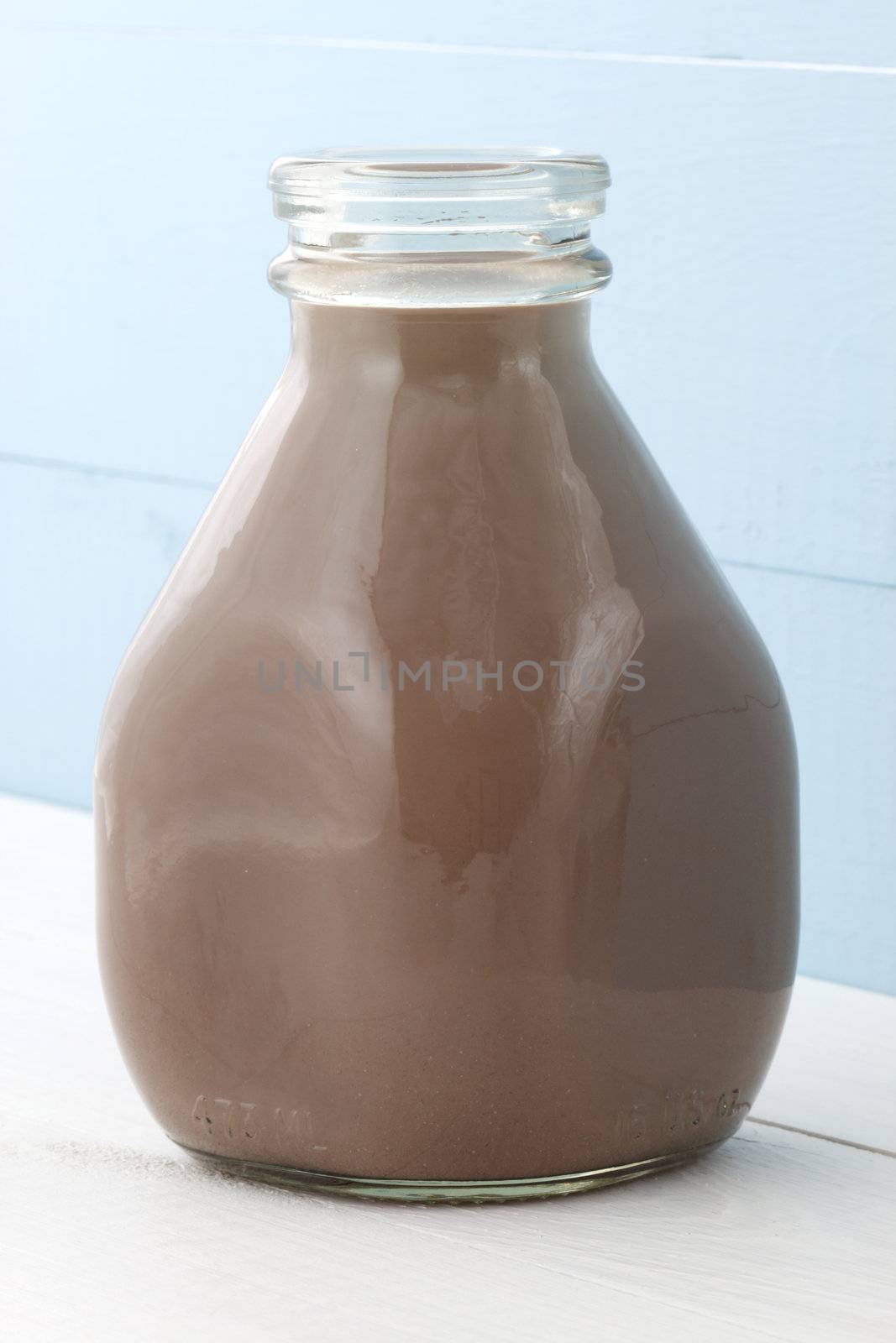 Delicious, nutritious and fresh Chocolate pint, made with organic real cocoa mass