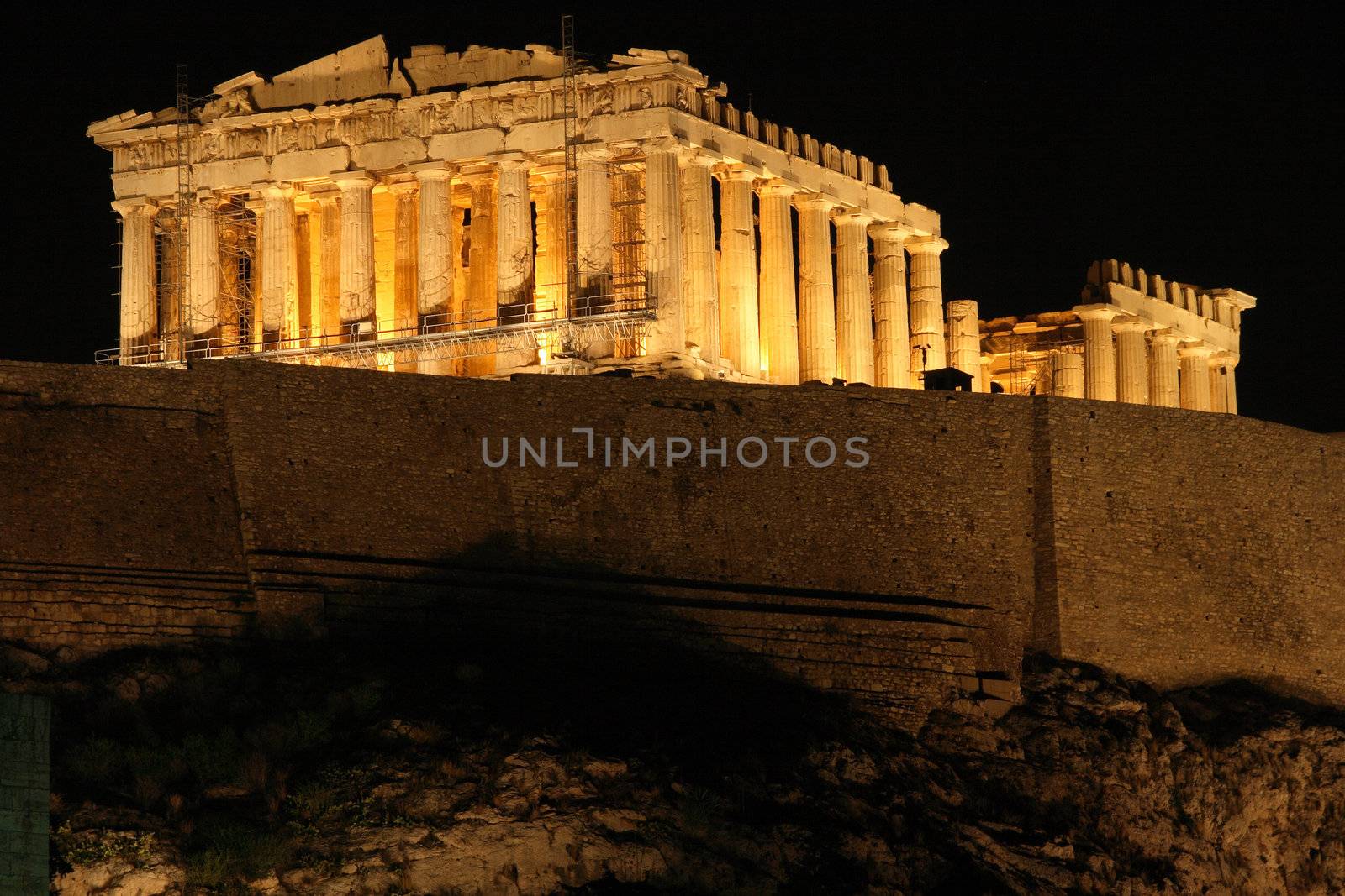 landmarks of athens greece europe a night view of parthenon temple