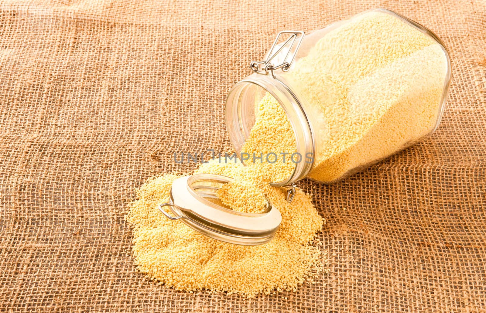 cous cous on hessian