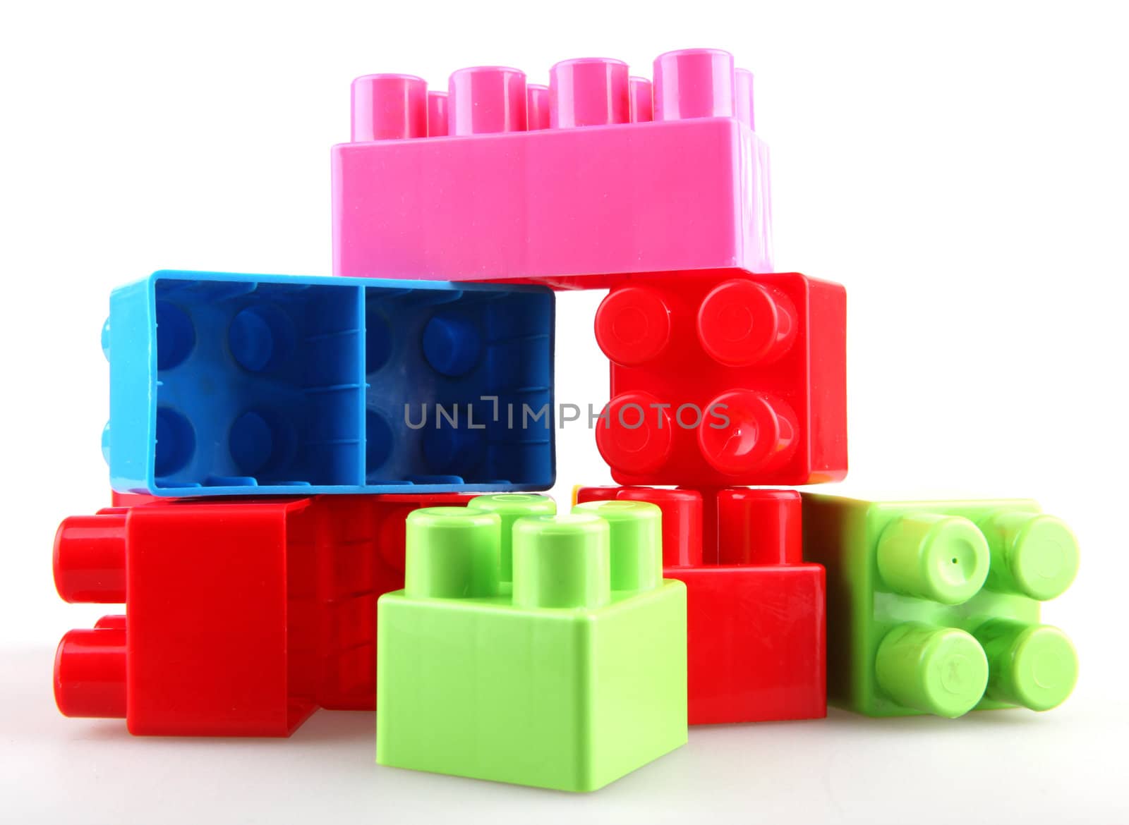 Plastic building blocks