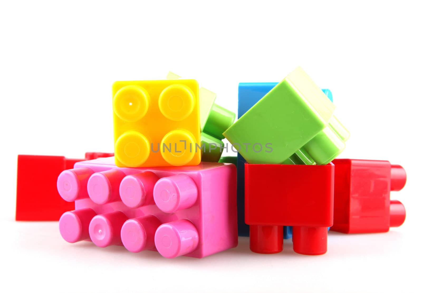 Plastic building blocks