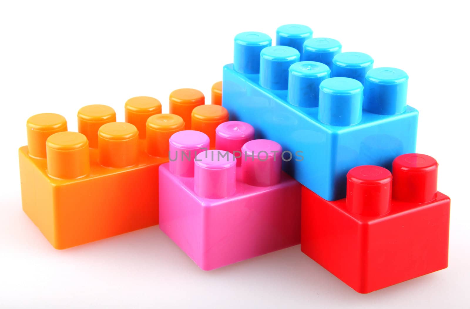 Plastic building blocks