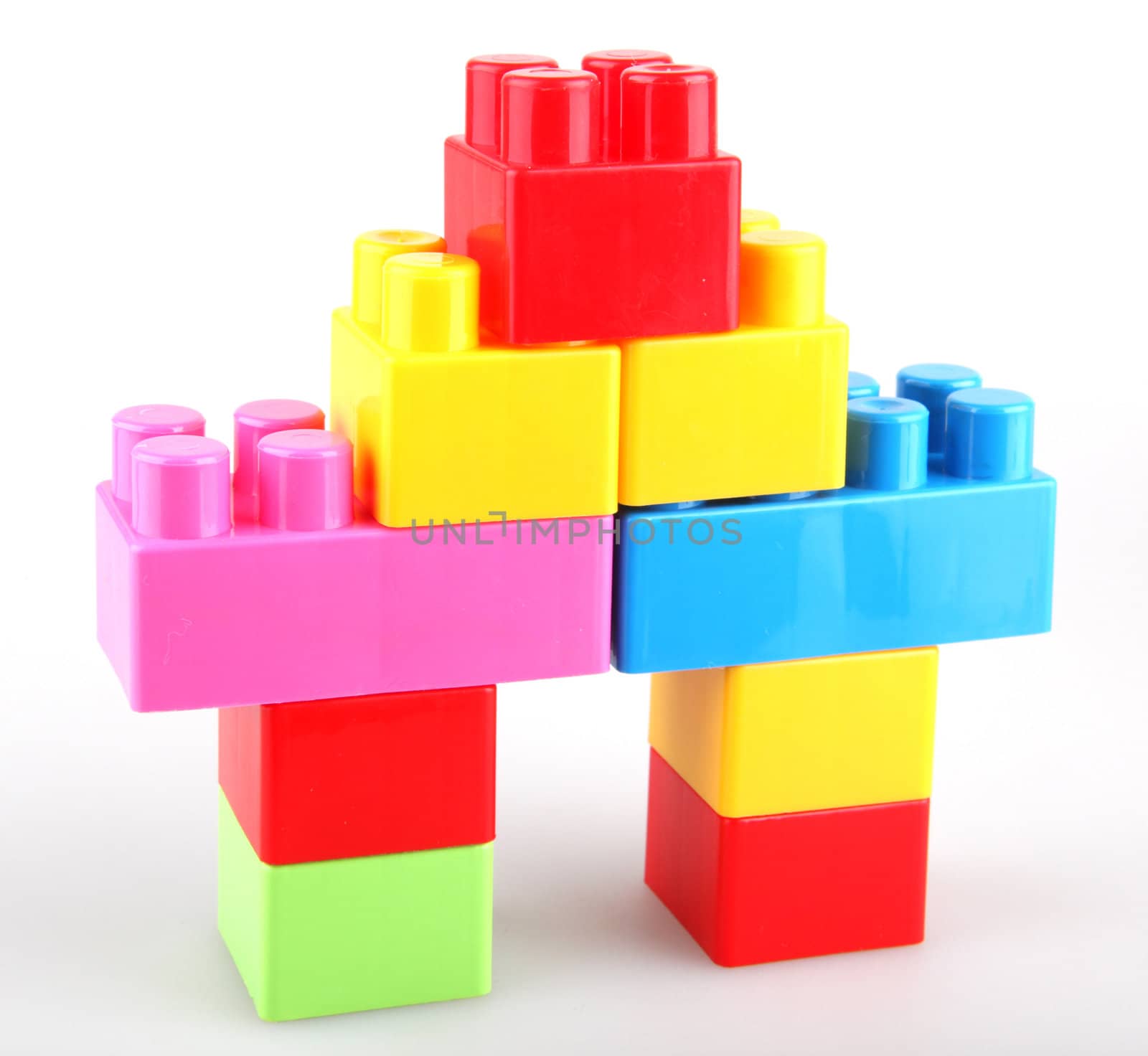 Plastic building blocks