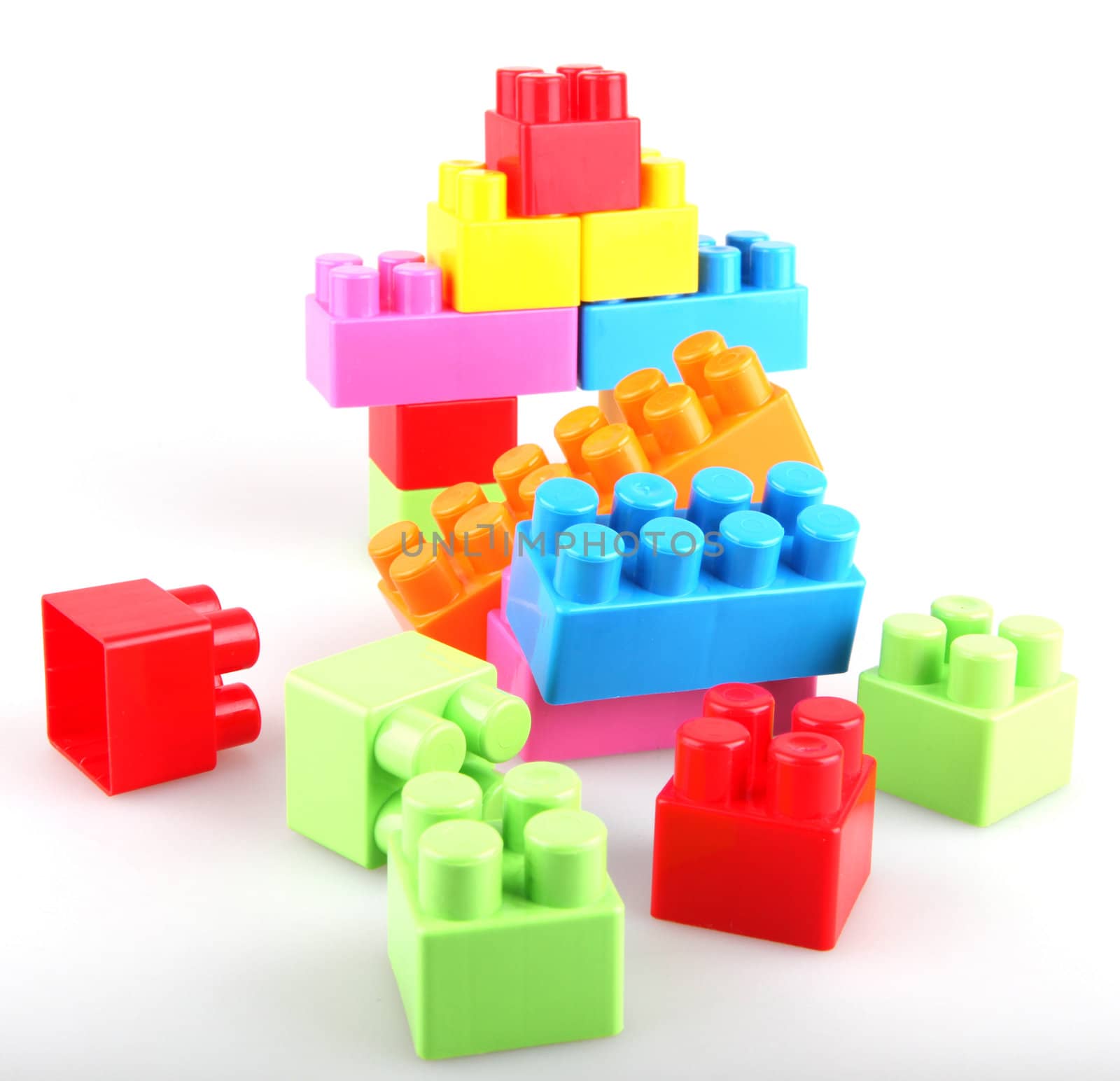 Plastic building blocks