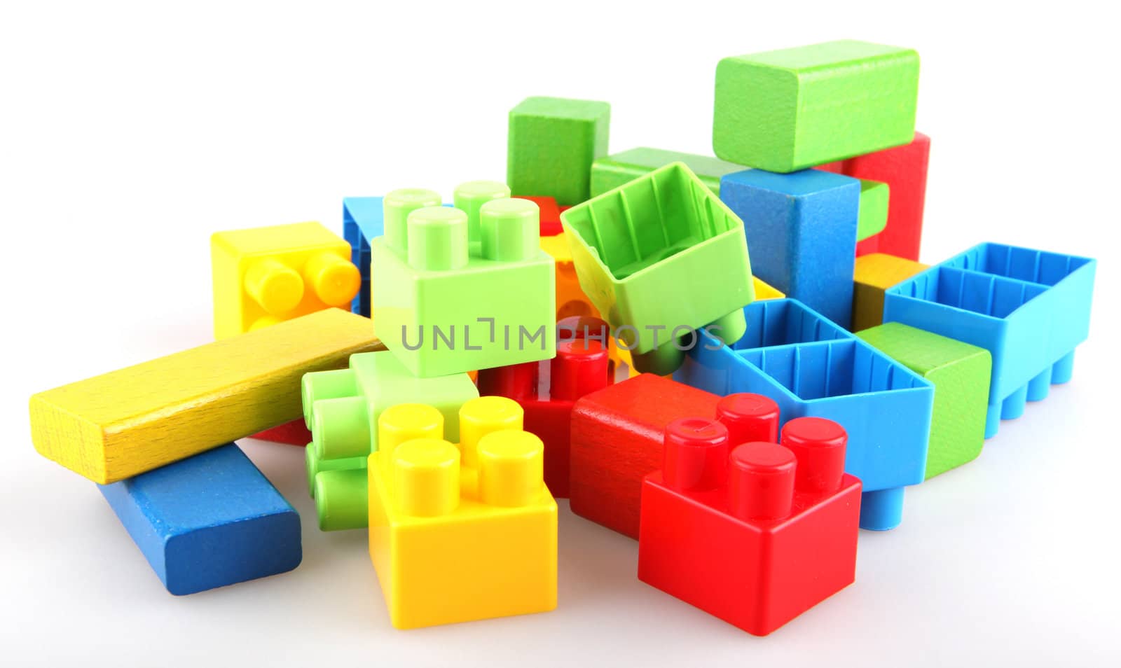 Plastic building blocks