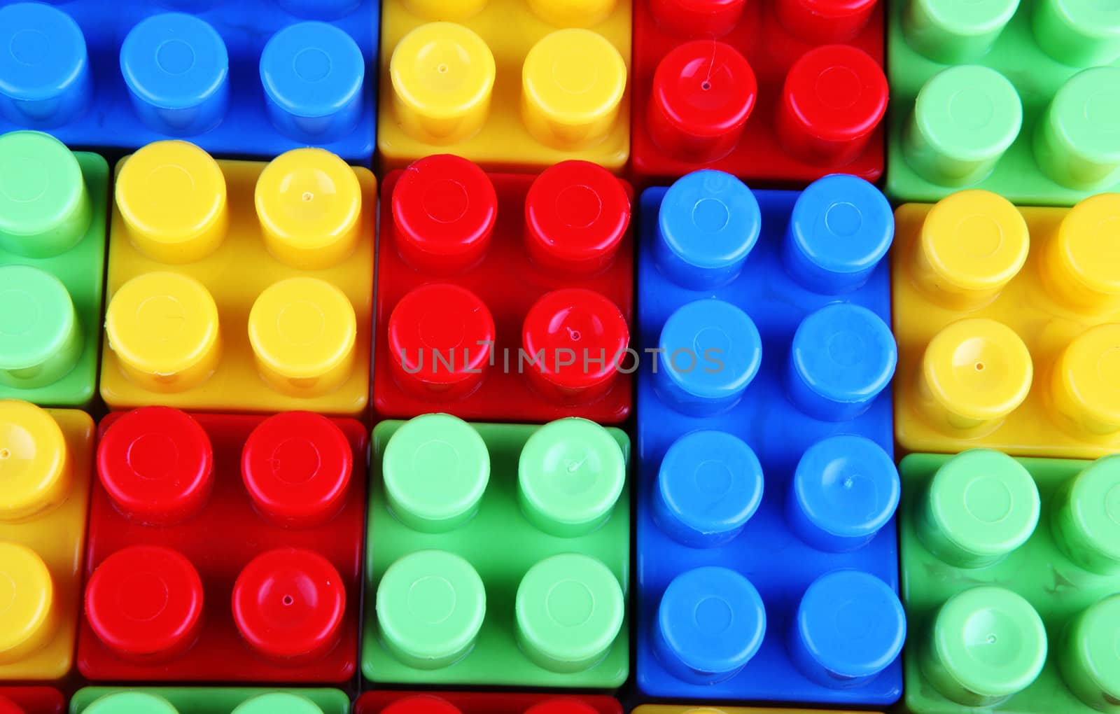 Plastic building blocks