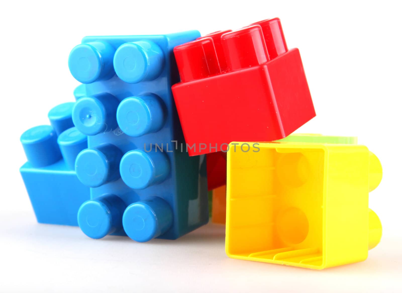 Plastic building blocks