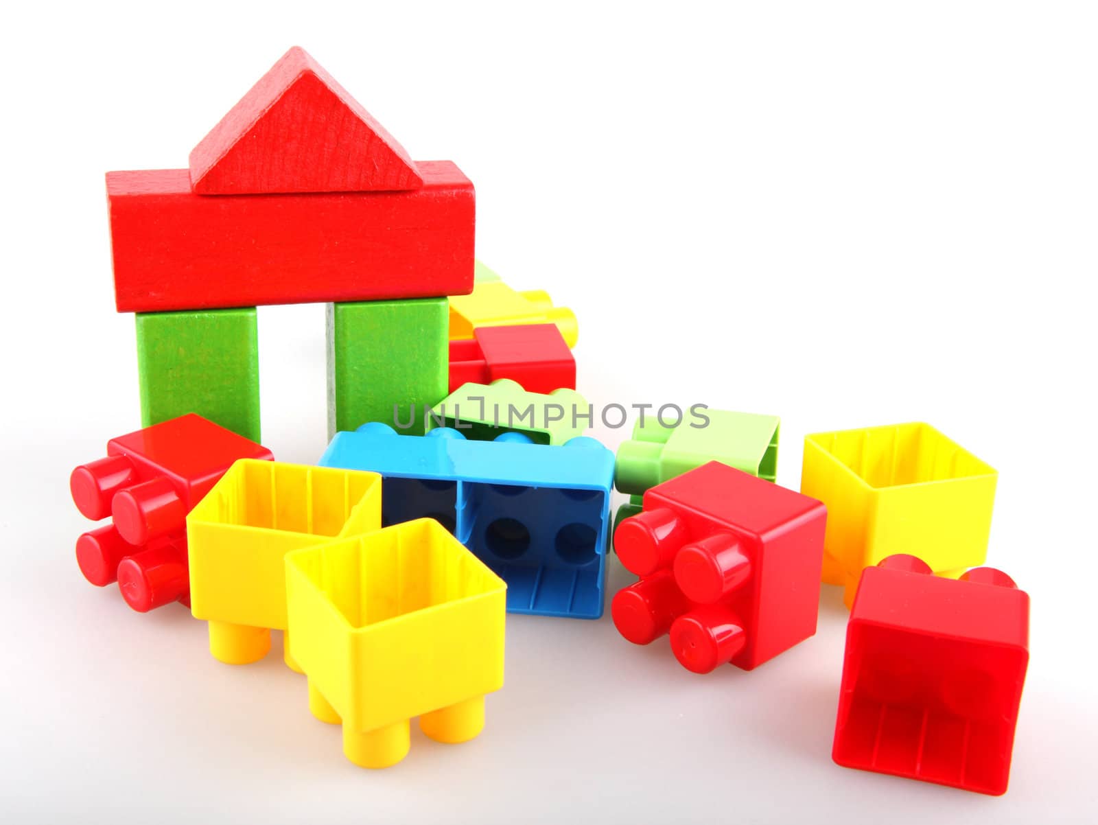 Plastic building blocks