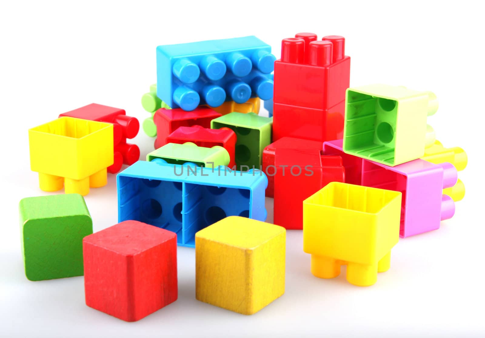 Plastic building blocks