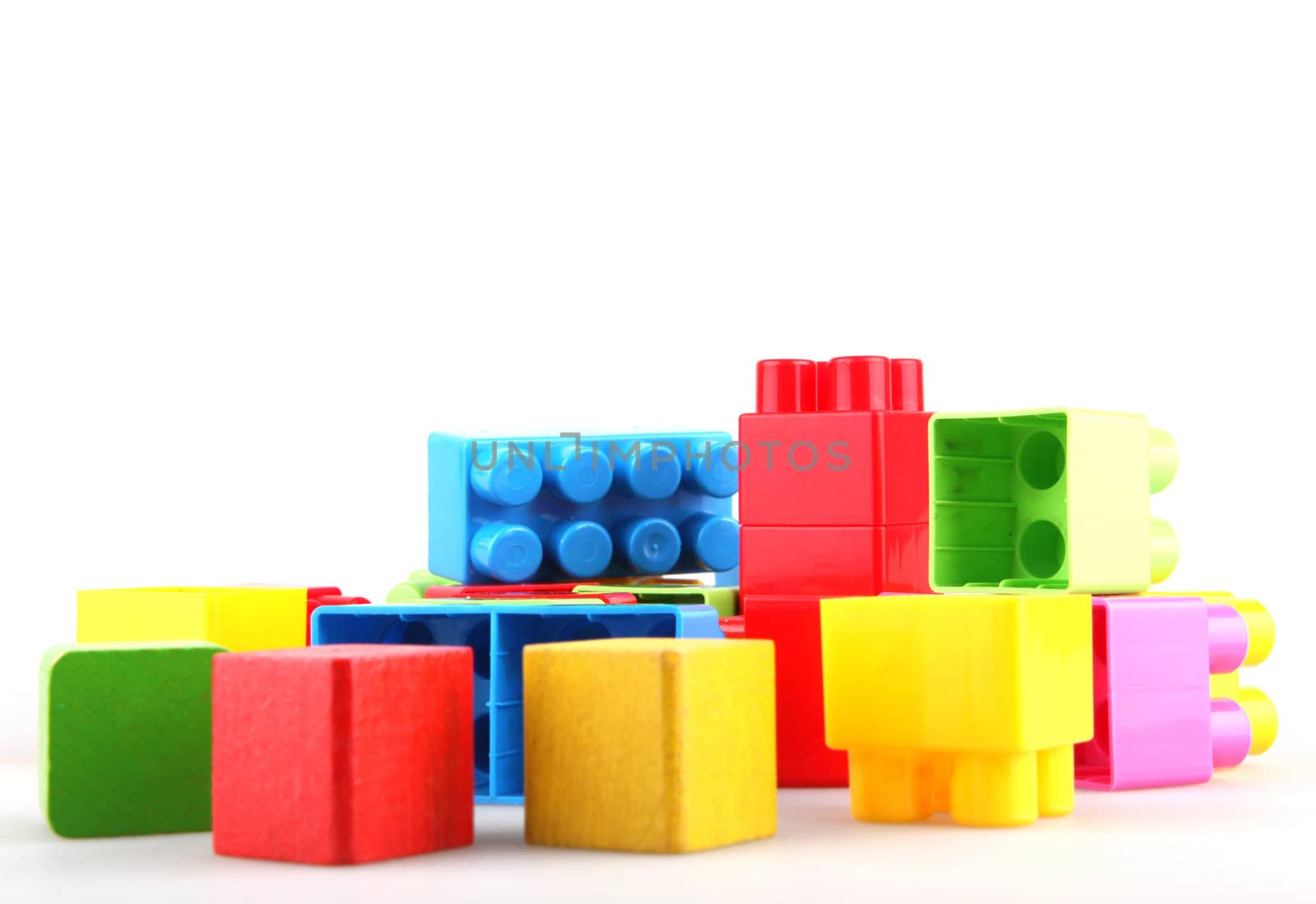 Plastic building blocks