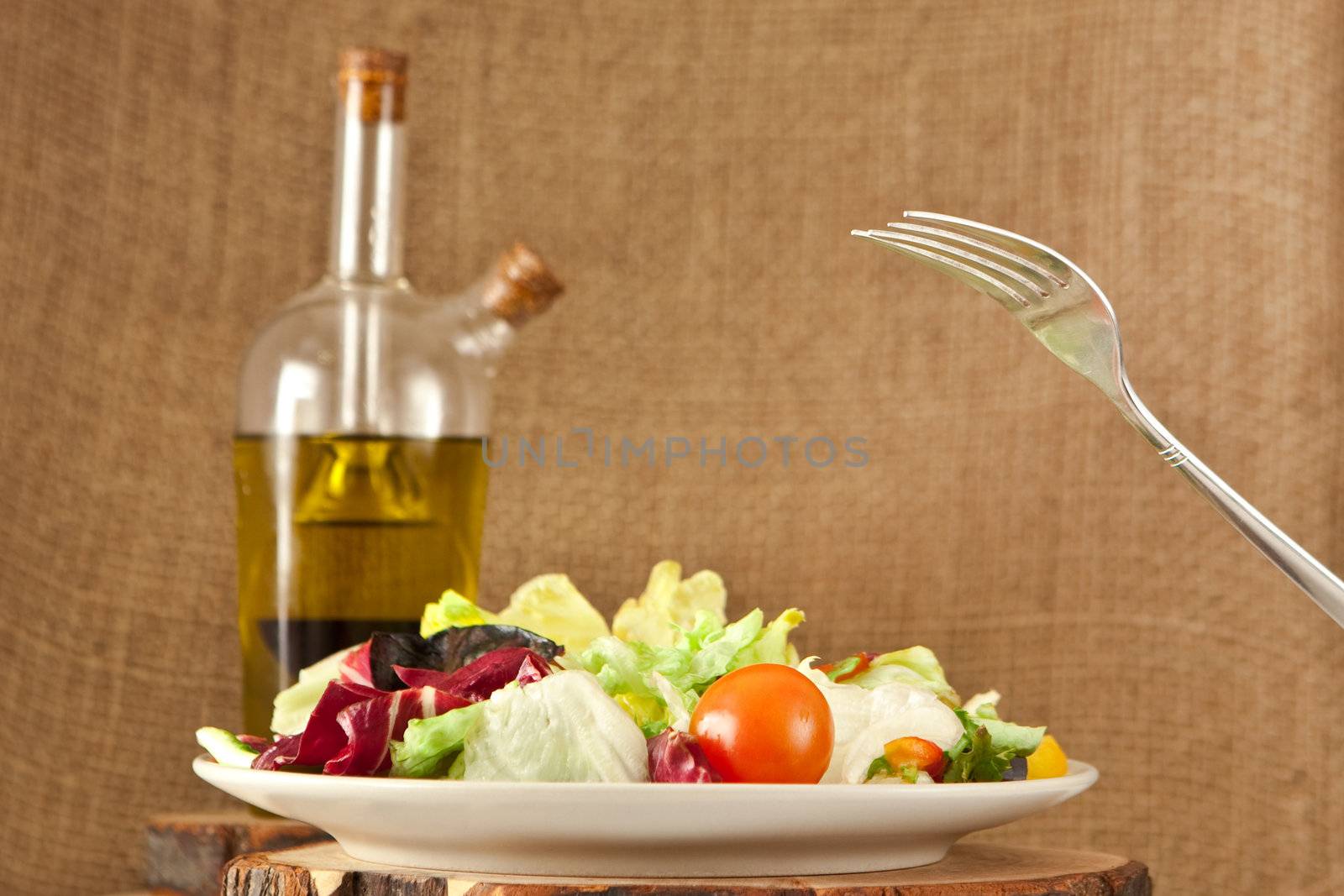 salad on hessian