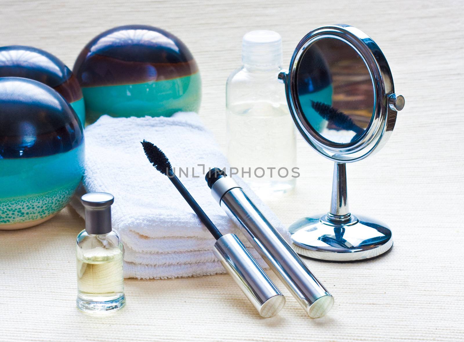 mascara in bathroom
