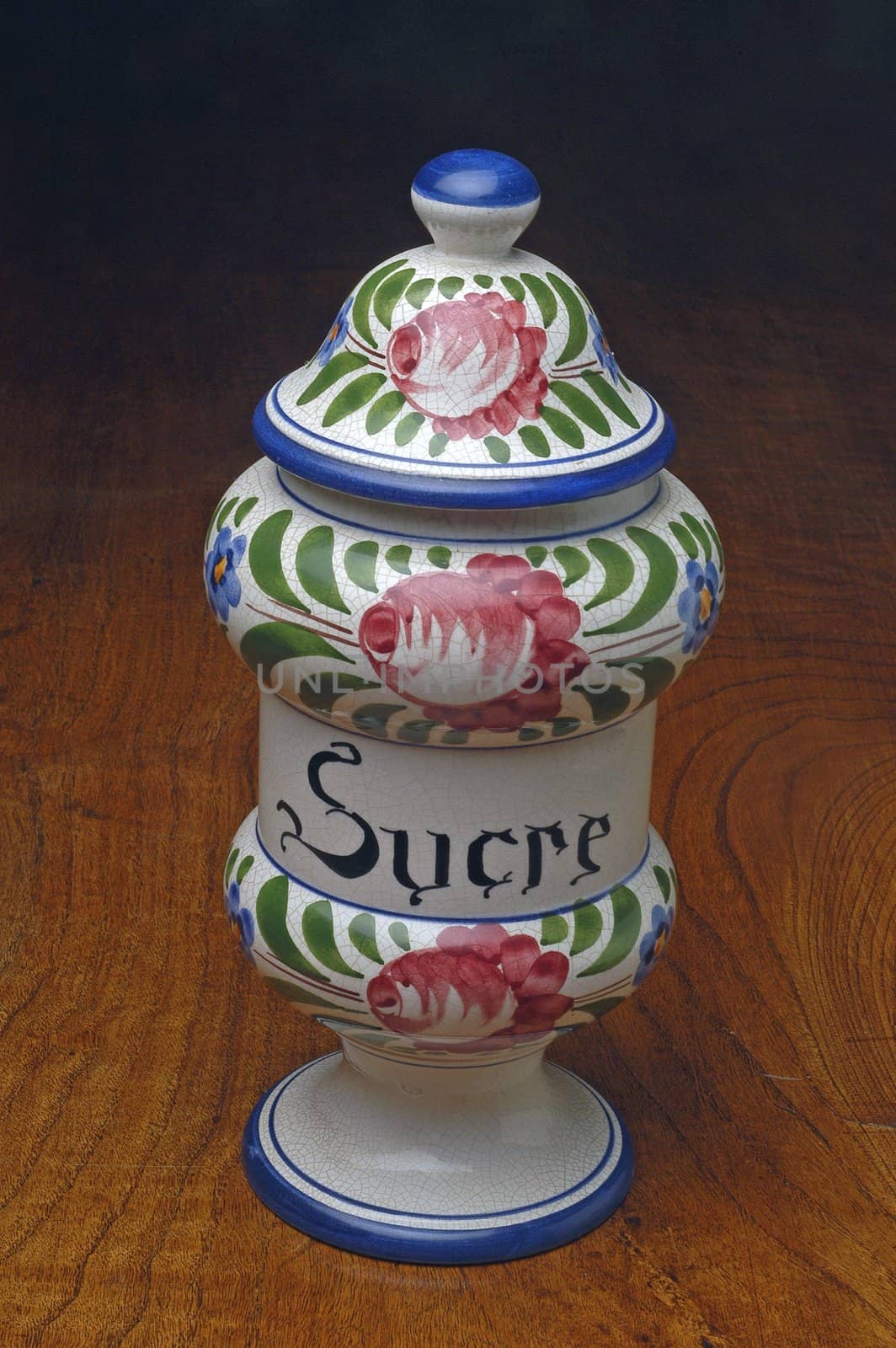 pot with earthenware sugar
