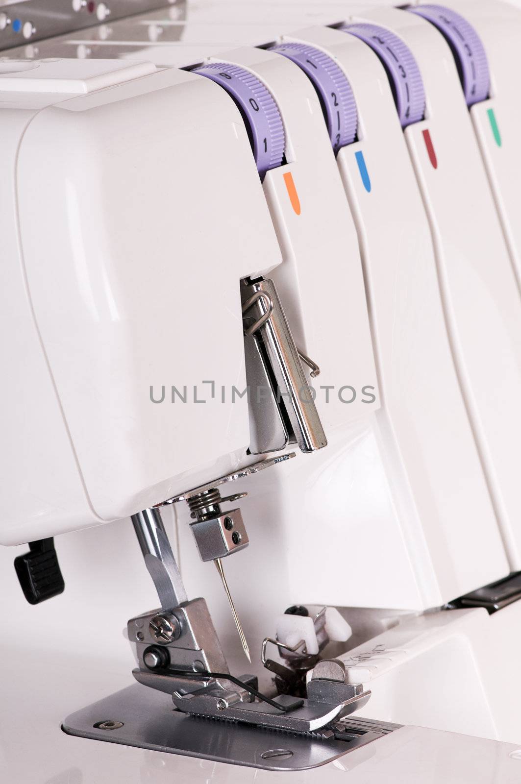 sewing-machine by uriy2007