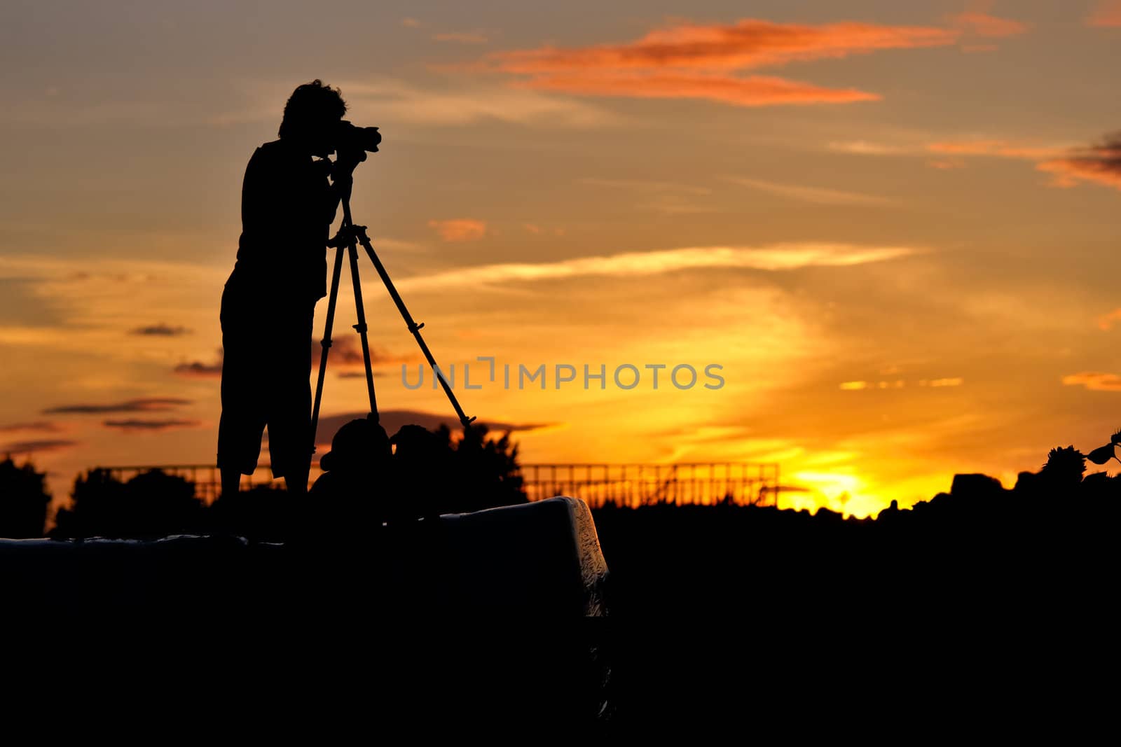 Photographer silhouette by Hbak
