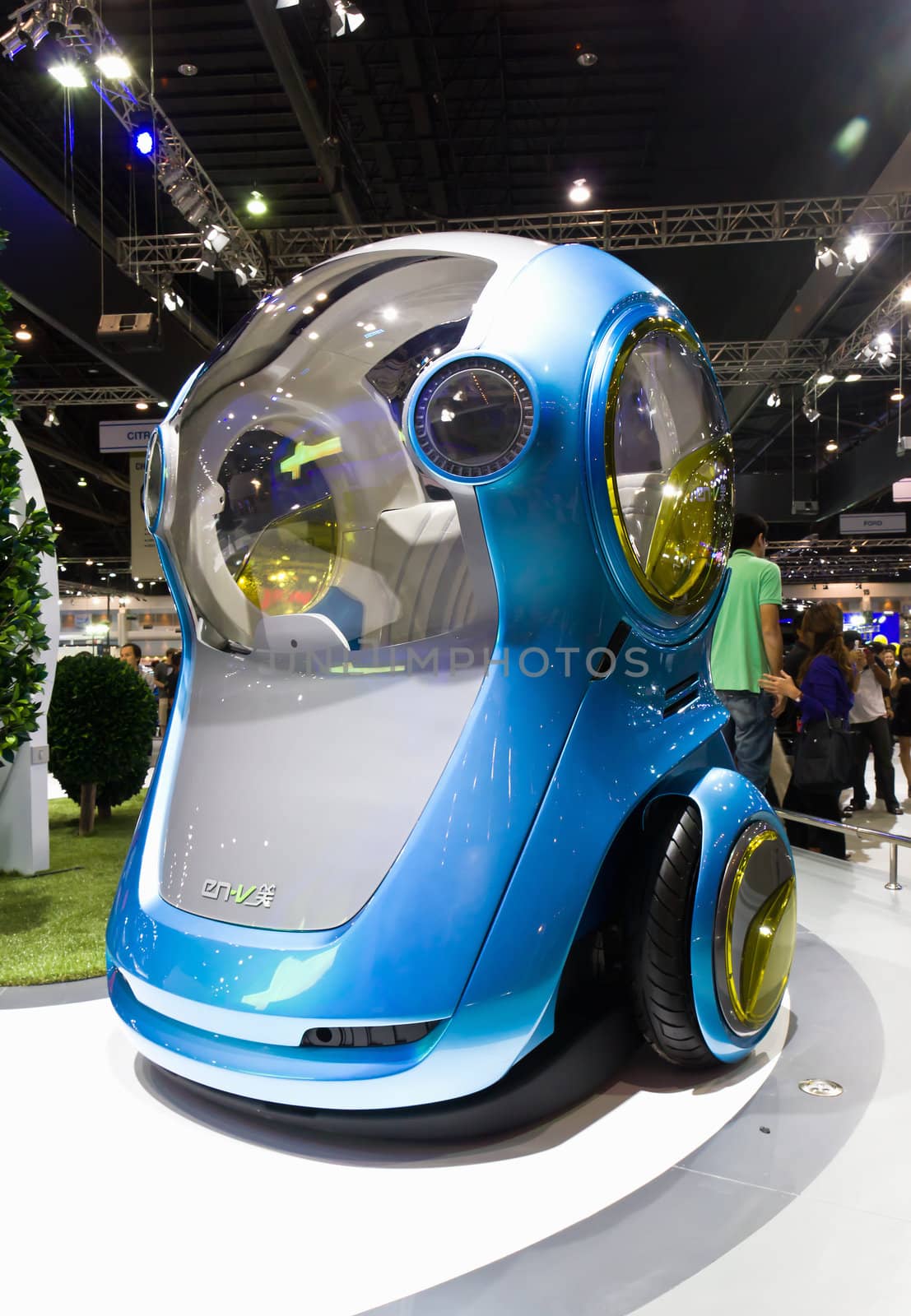 Concept car Electric Networked Vehicle  by stoonn