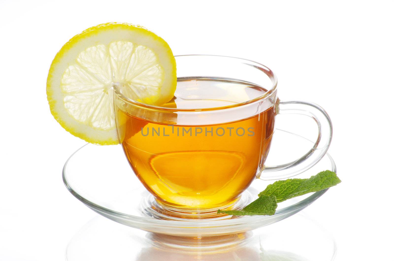 tea in cup with leaf mint  isolated on white background