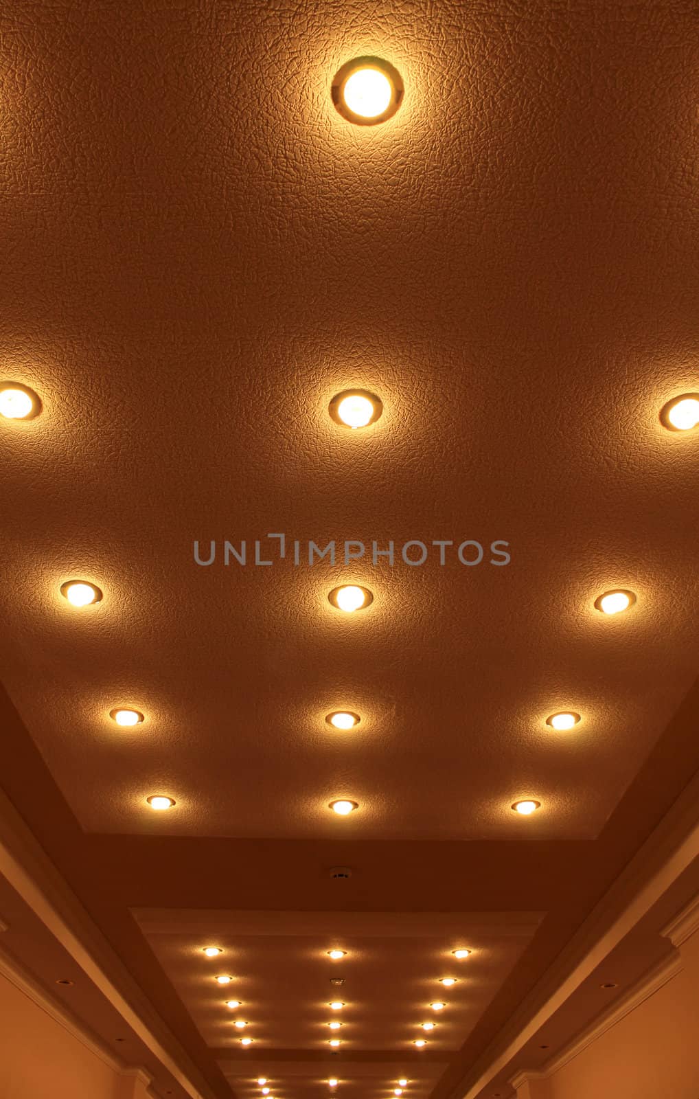 Decorative lamps on the ceiling by pt-home