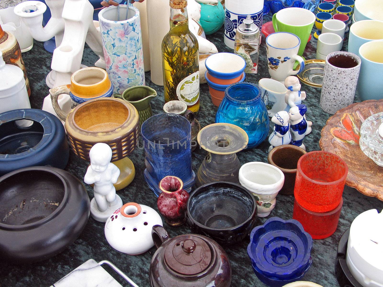 Glass and ceramics items in flea market