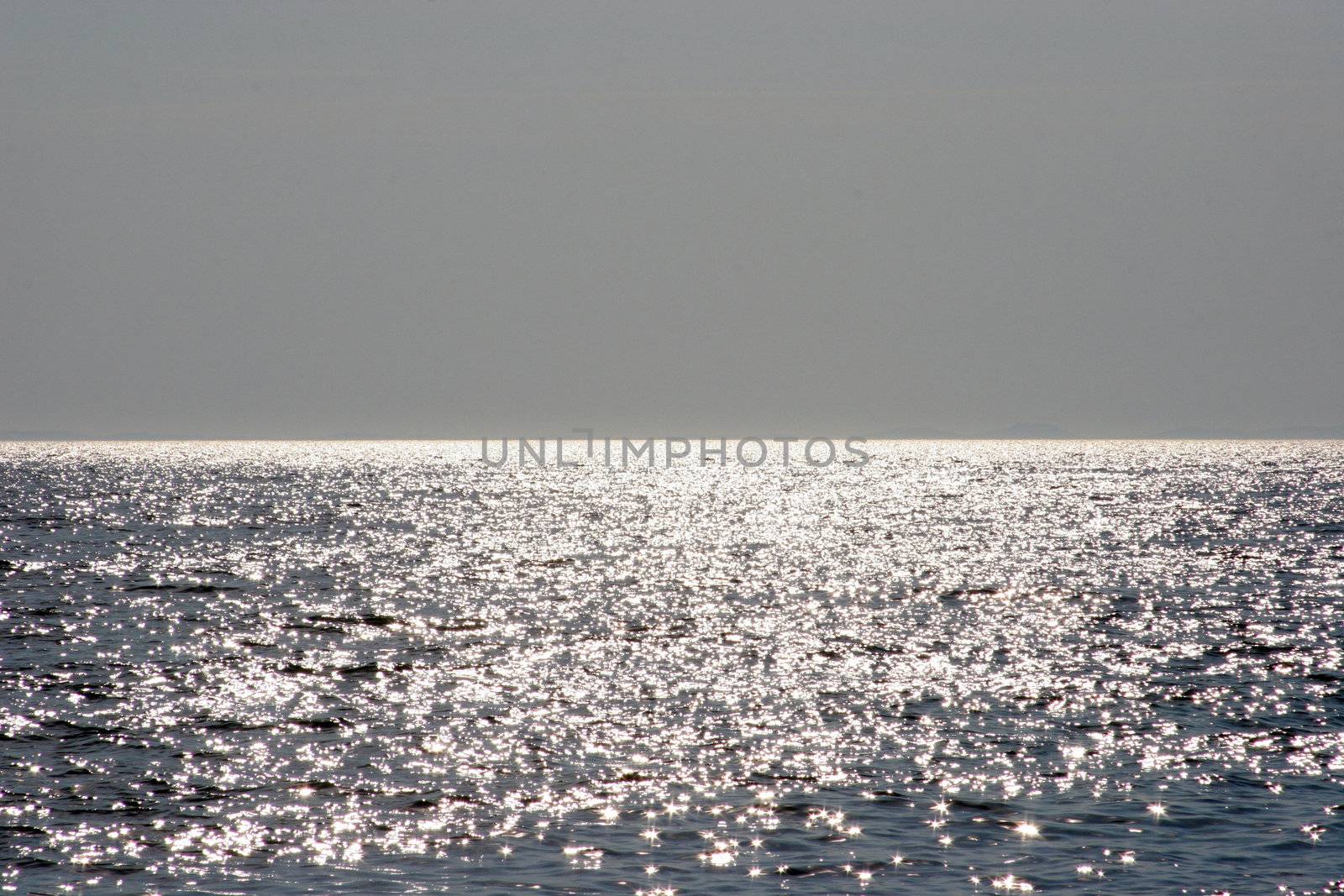 Sea and horizon