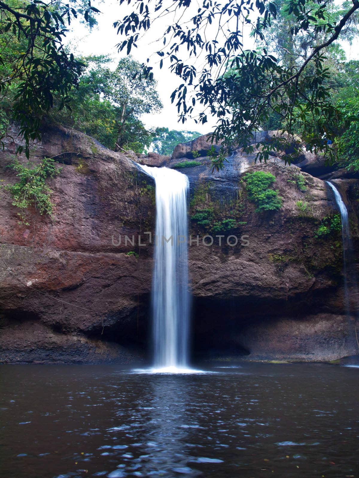 Haew Suwat Waterfall by Exsodus