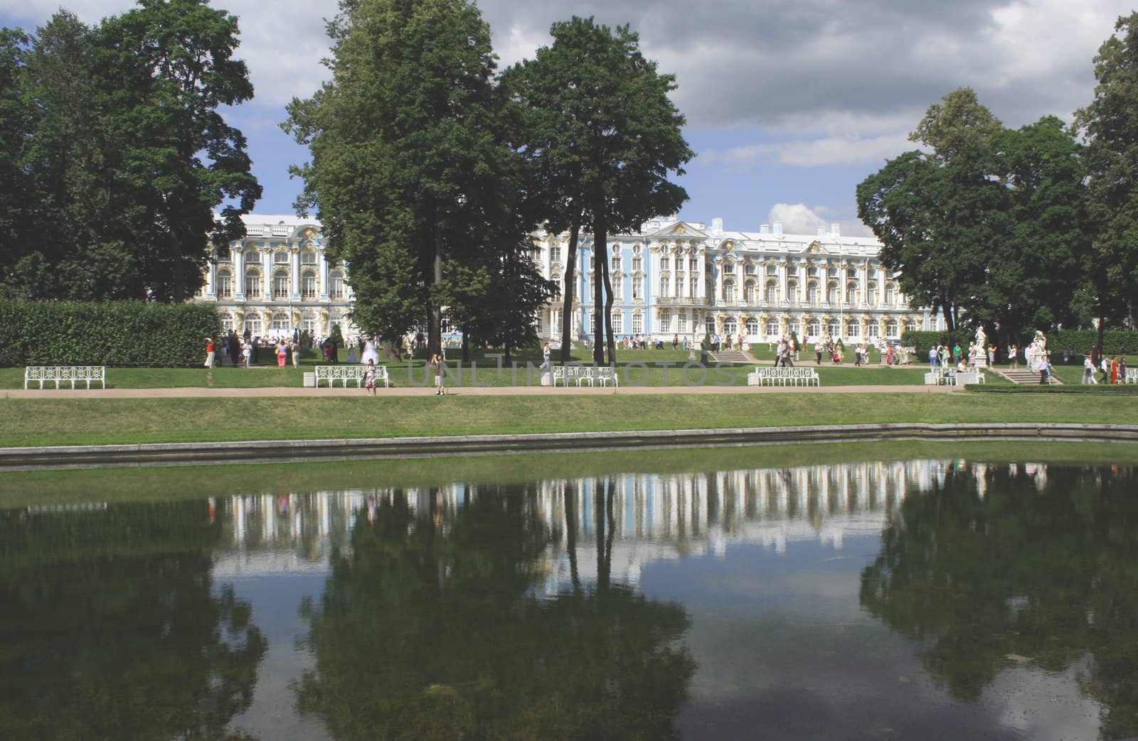 
Yekaterinksy Palace at Tsarskoe Syolo (Pushkin) in Russia.
My other pictures of Saint Petersburg.