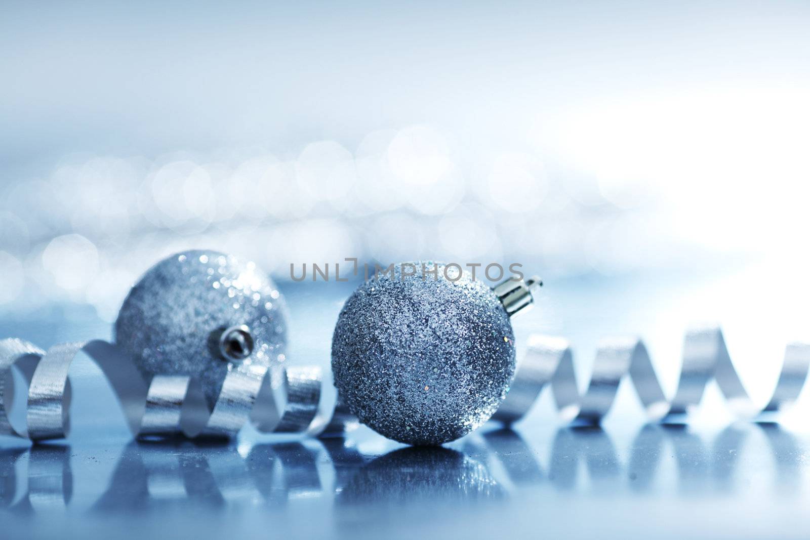 blue christmas ball macro close up