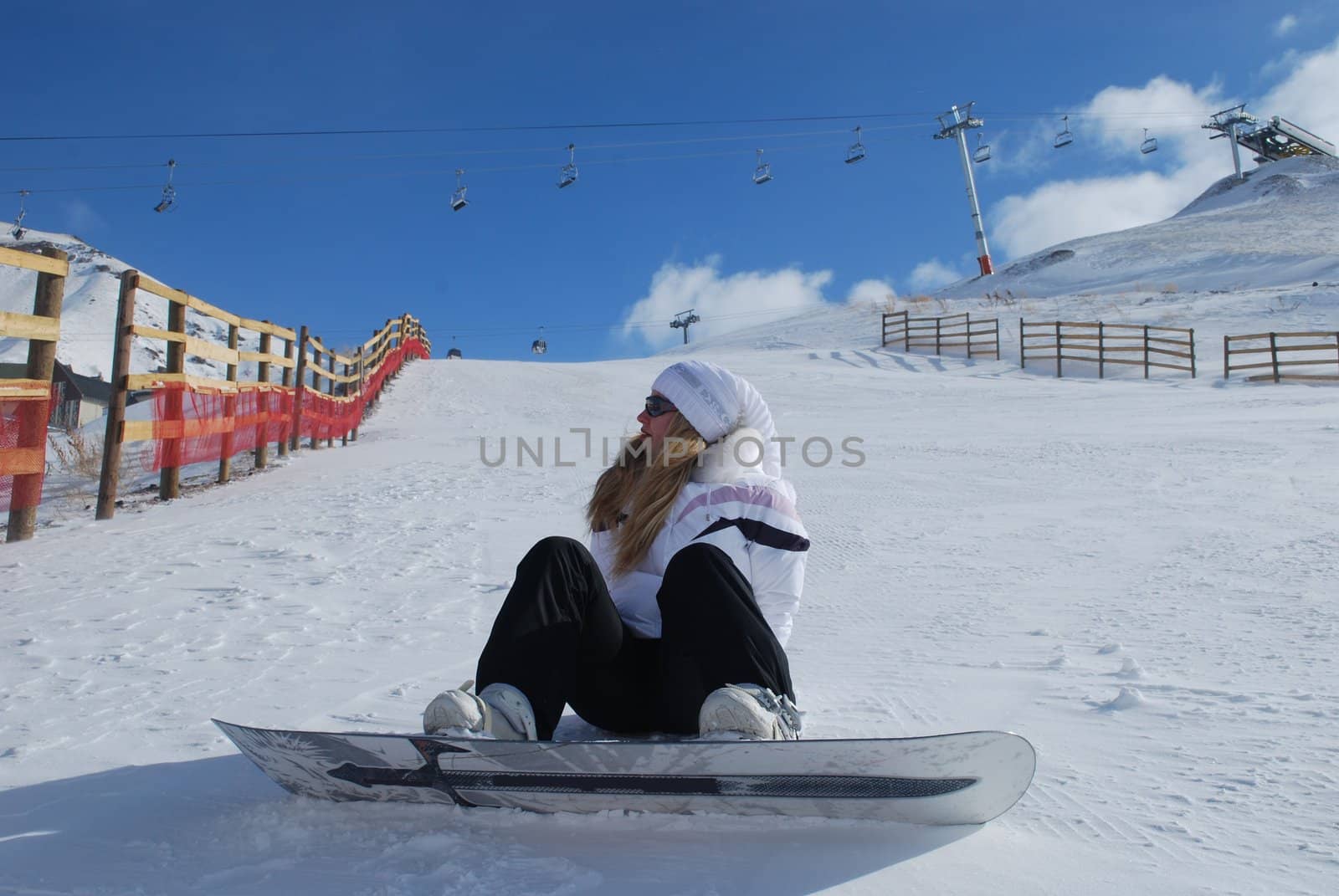 woman snowboarder by svtrotof