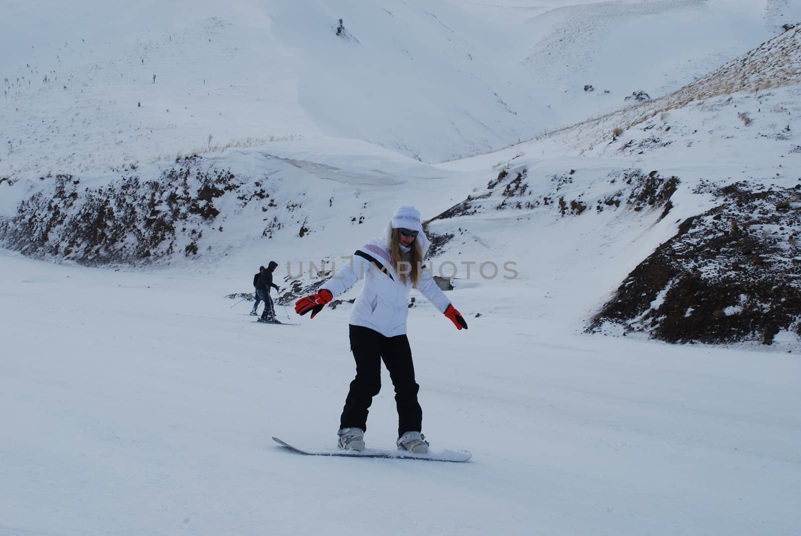 woman snowboarder