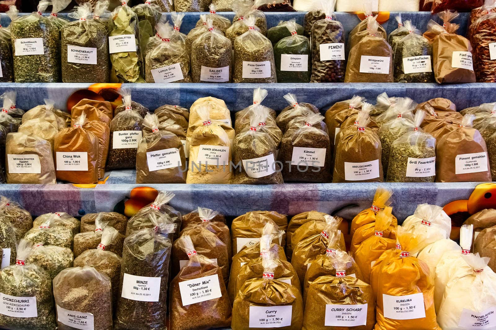 Herbs and spices on a market with flavours from all over the world