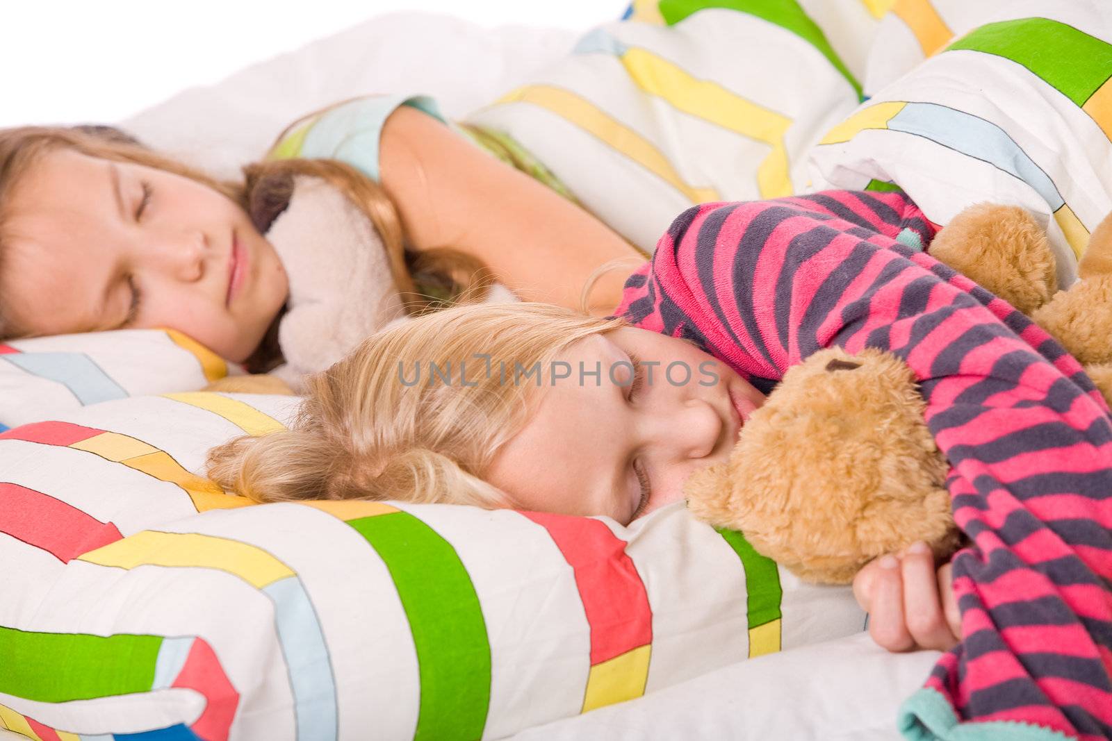 Cute sleeping children by DNFStyle