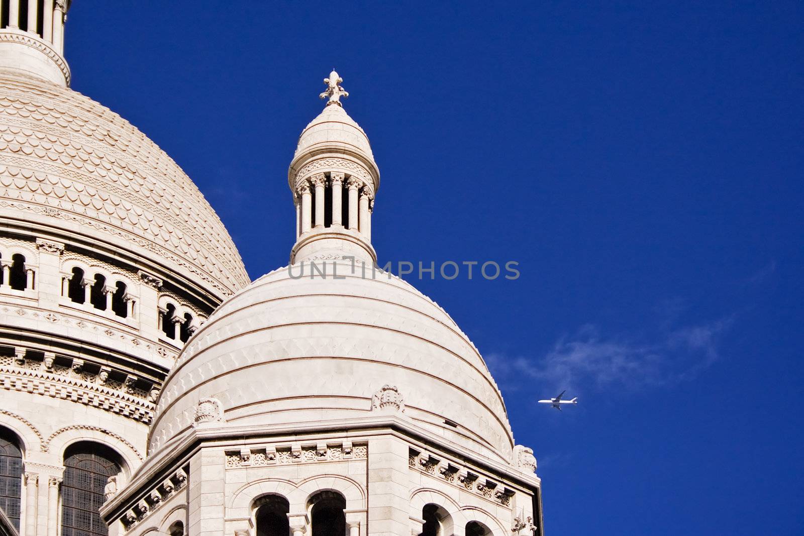 Sacre Coeur Cathedral by winterling