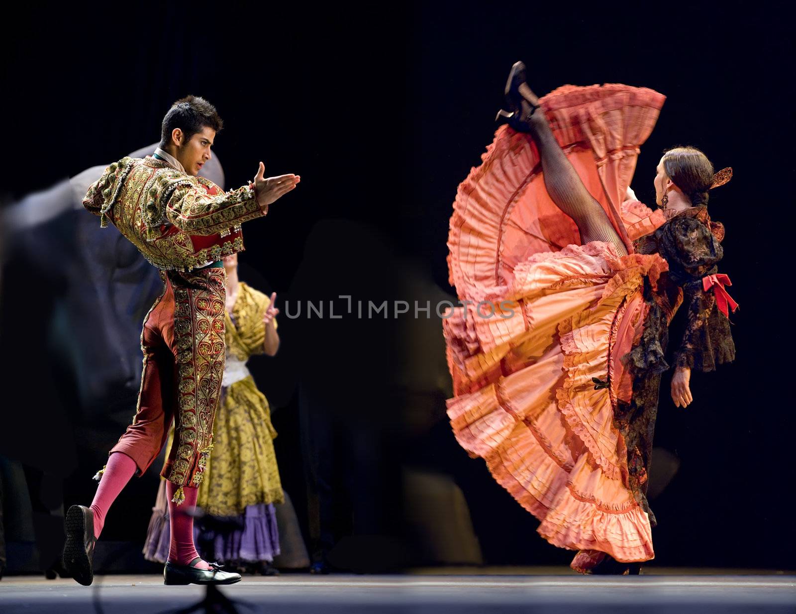 Spanish Flamenco Dancers by jackq