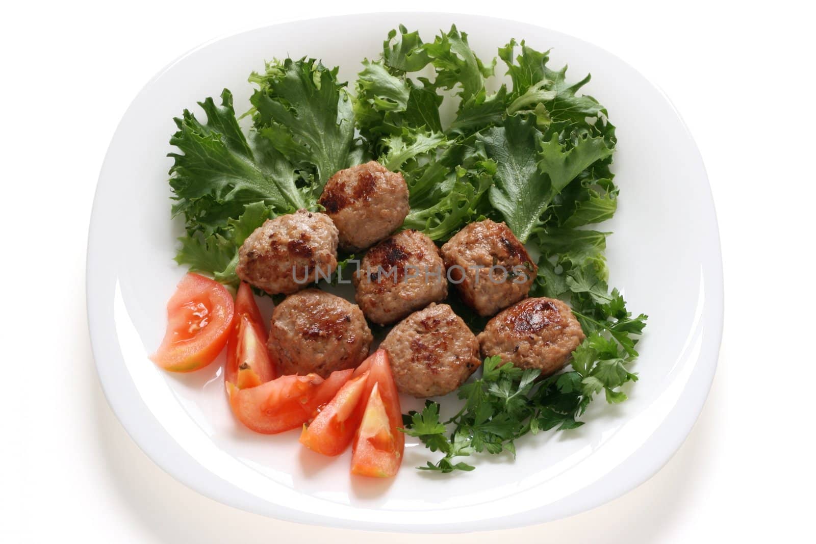 Meatballs with lettuce