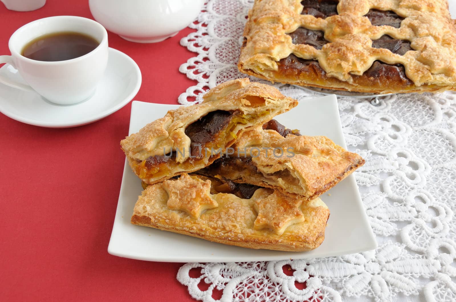 Pieces of strudel stuffed with apples and jam
