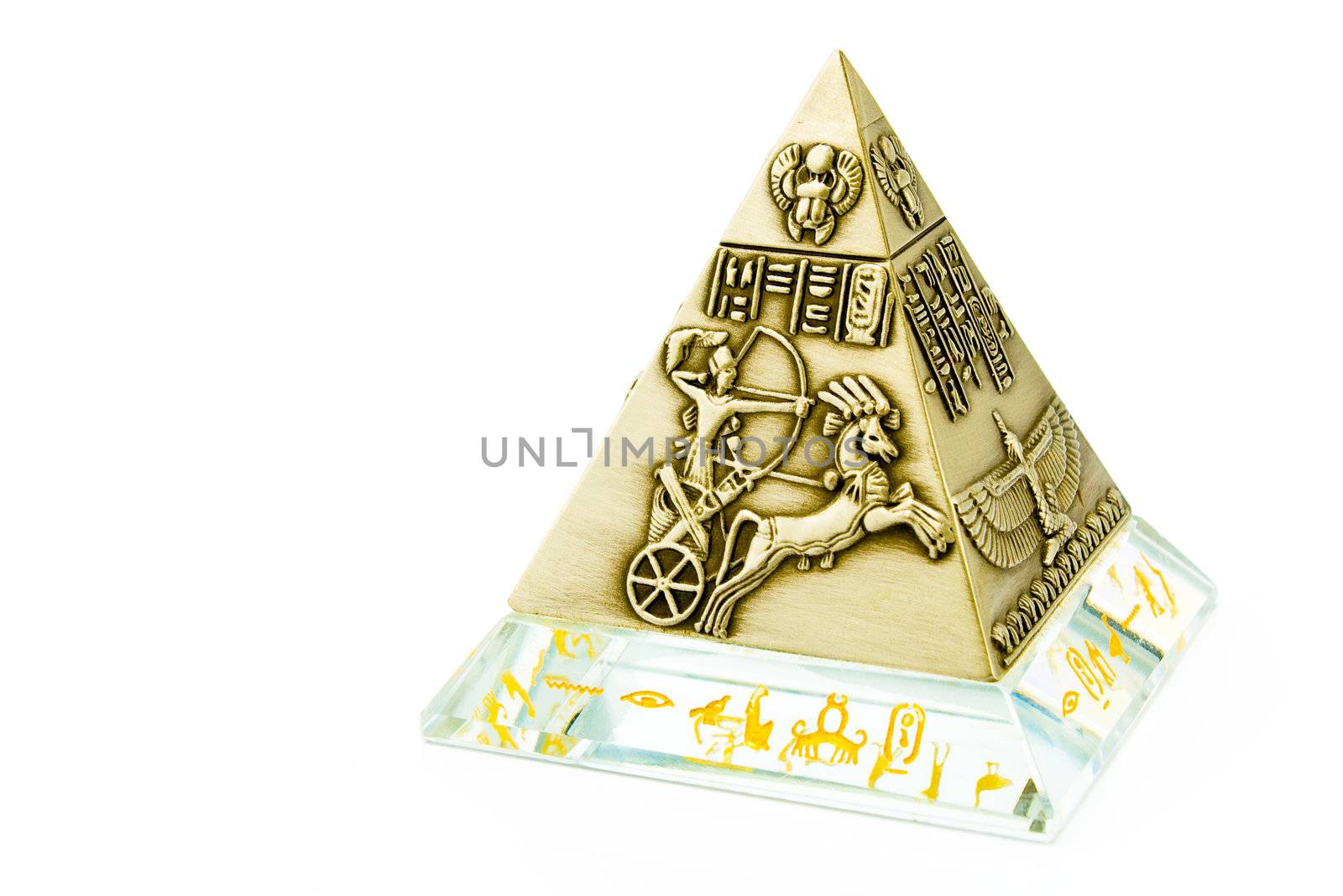 Brass Pyramid by gavran333