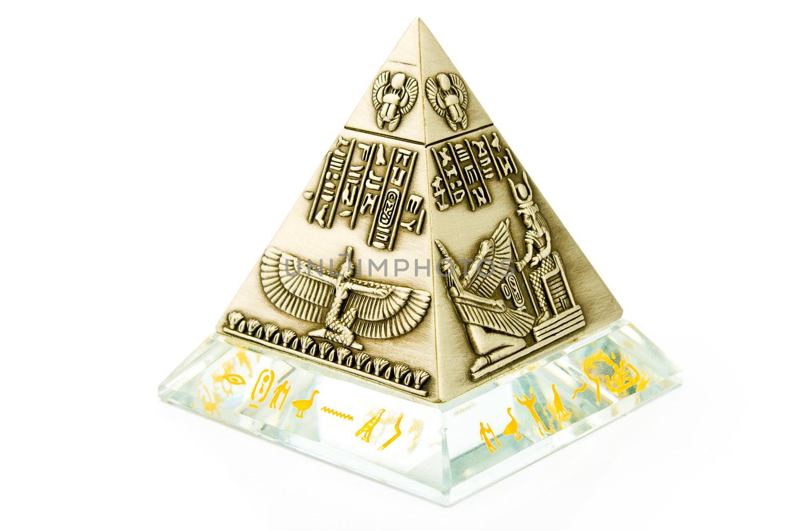 Brass Pyramid by gavran333