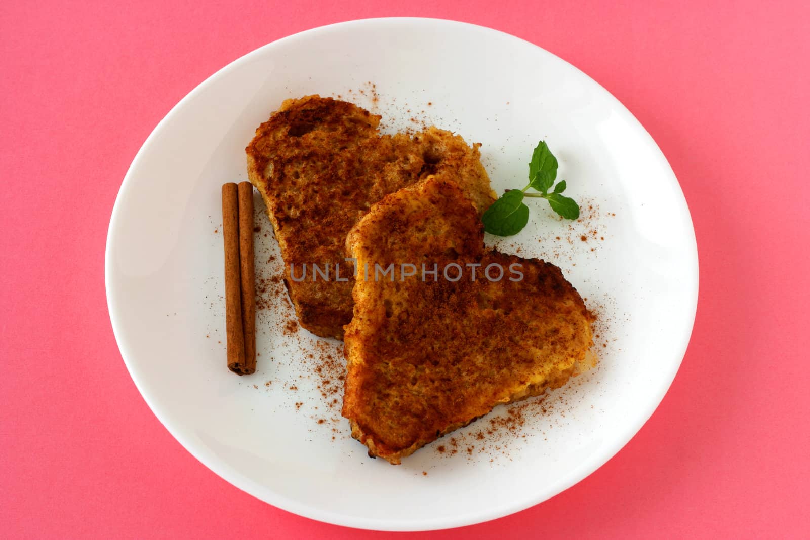 Toasts with cinnamon by nataliamylova
