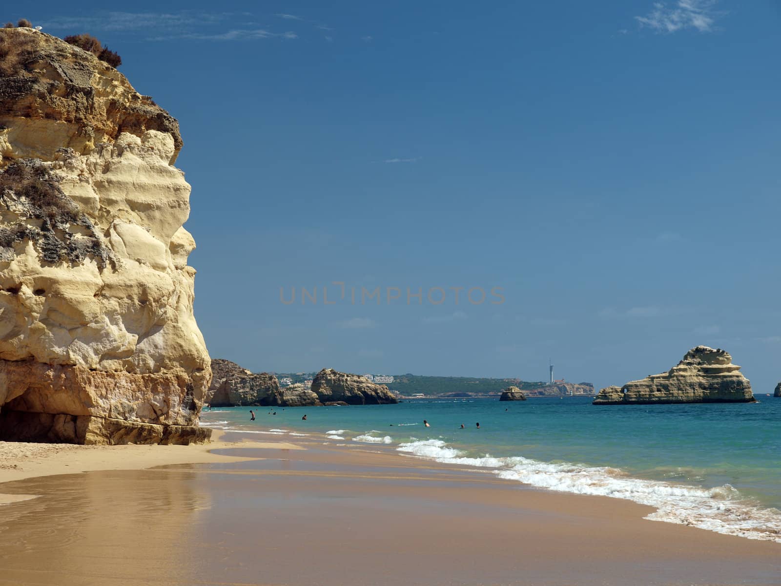 Colourful rocks on the Algarve coast 